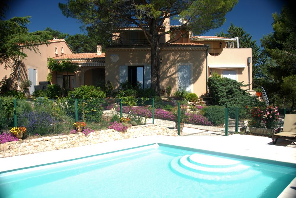 Gîte avec piscine à Mont-Ventoux