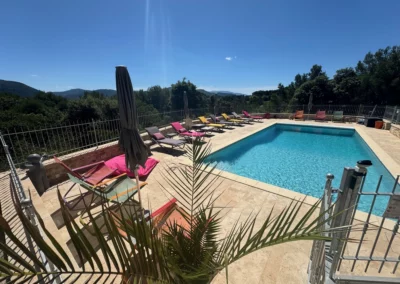 Gîte avec piscine vers Vaison-la-Romaine