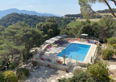 Gîte avec piscine à Buis-les-Baronnies