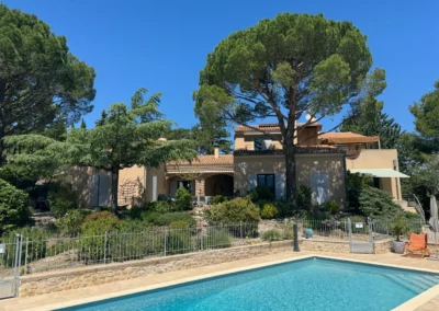 Gîte avec piscine à Nyons